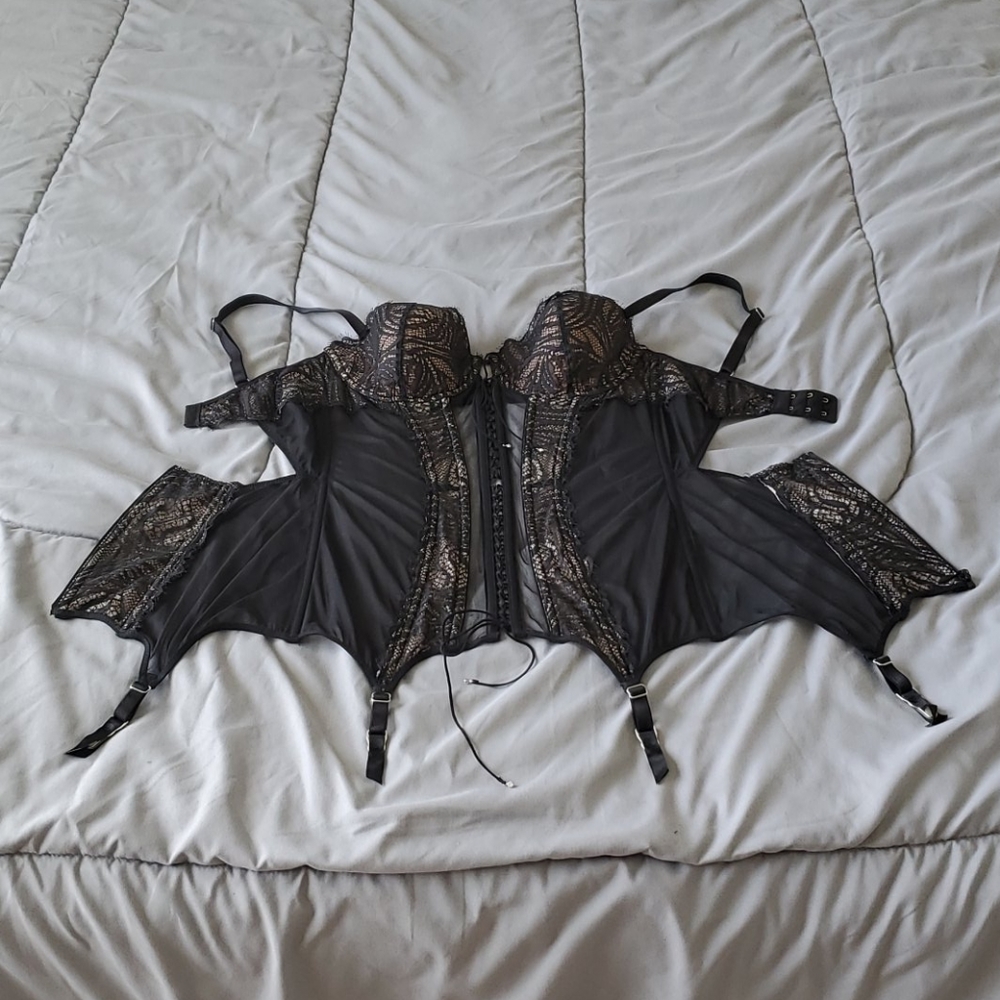 Victoria's Secret Black Lace & Mesh Bustier